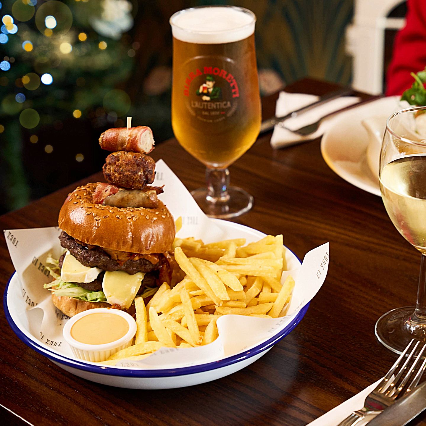 Festive Lunch & Dinner at The Elms in Lutterworth